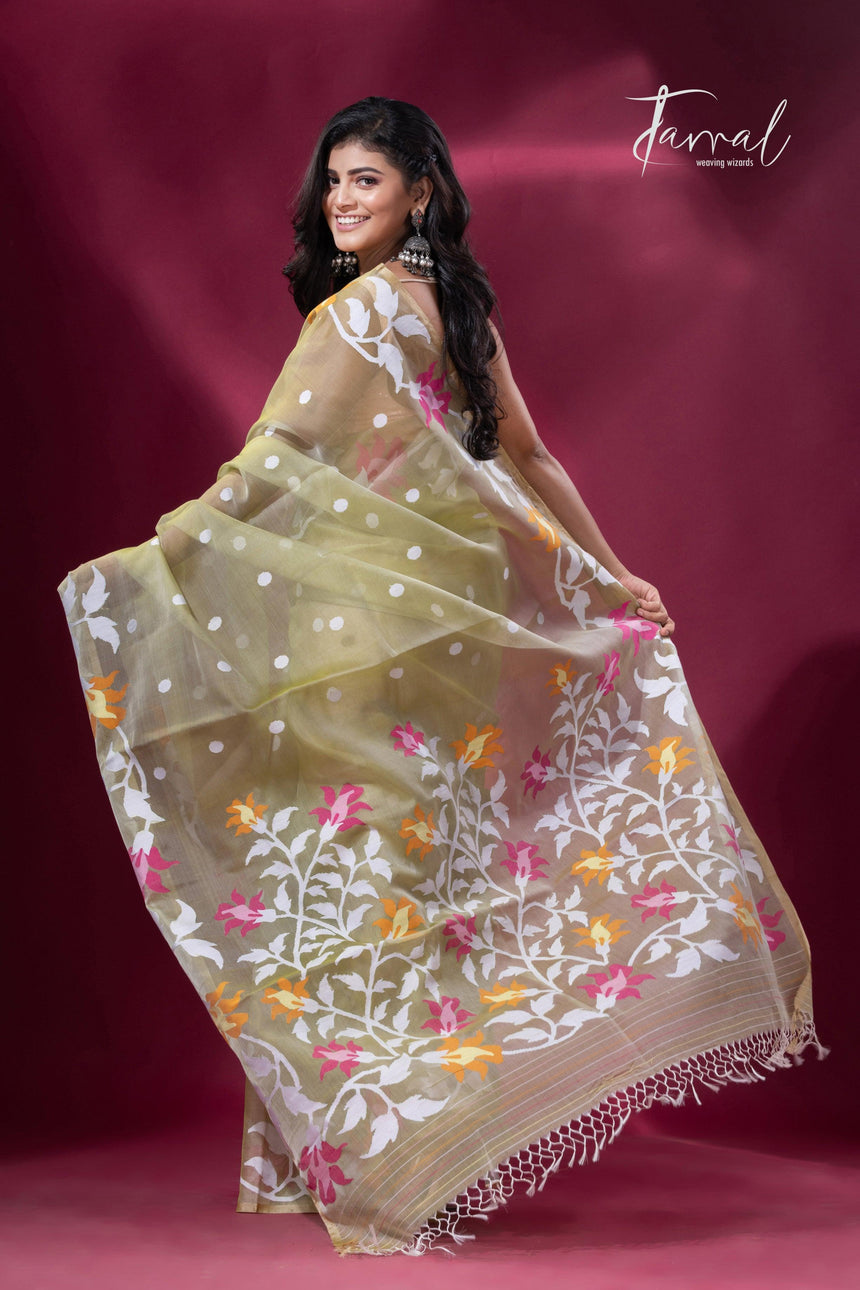 Light mehendi green border muslin silk handwoven jamdani saree5