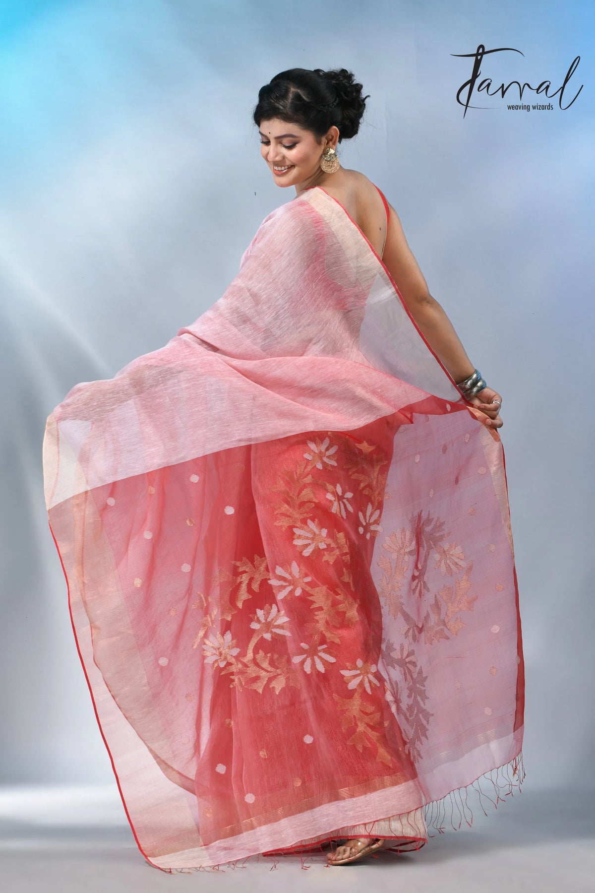 jamdani saree, jamdani, handloom, handwoven, saree, silk, dhakai, weaving, kolkatasaree, tamalboutique