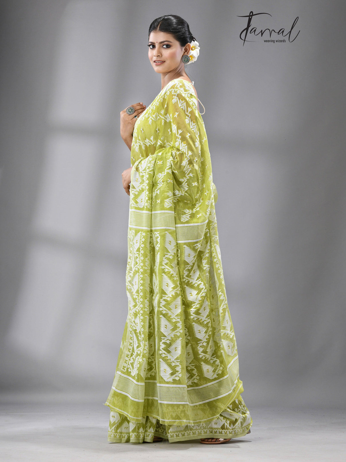 jamdani saree, jamdani, handloom, handwoven, saree, silk, dhakai, weaving, kolkatasaree, tamalboutique