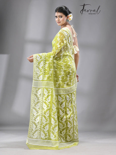 jamdani saree, jamdani, handloom, handwoven, saree, silk, dhakai, weaving, kolkatasaree, tamalboutique