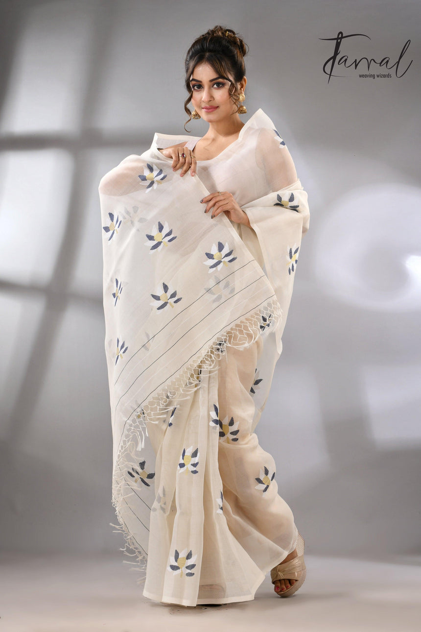 Offwhite Motifs Muslin Silk Jamdani Saree featuring Lotus full3