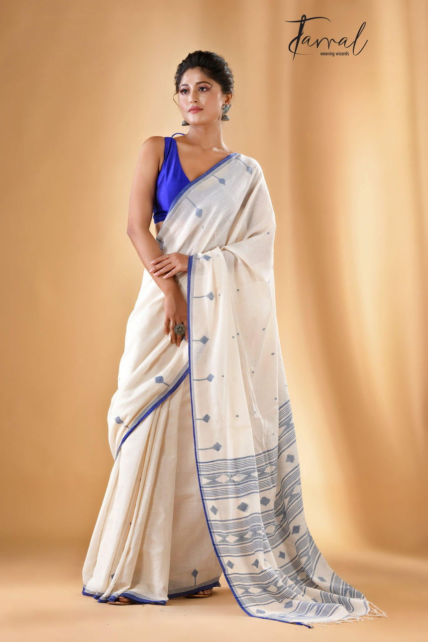 Offwhite With The Blue Border Cotton Handwoven Jamdani Saree