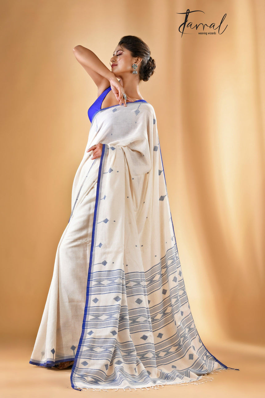 Offwhite With The Blue Border Cotton Handwoven Jamdani Saree