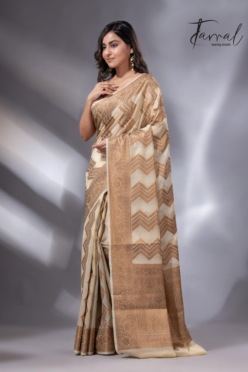 Offwhite colour with antic zari Banarasi silk handloom saree6