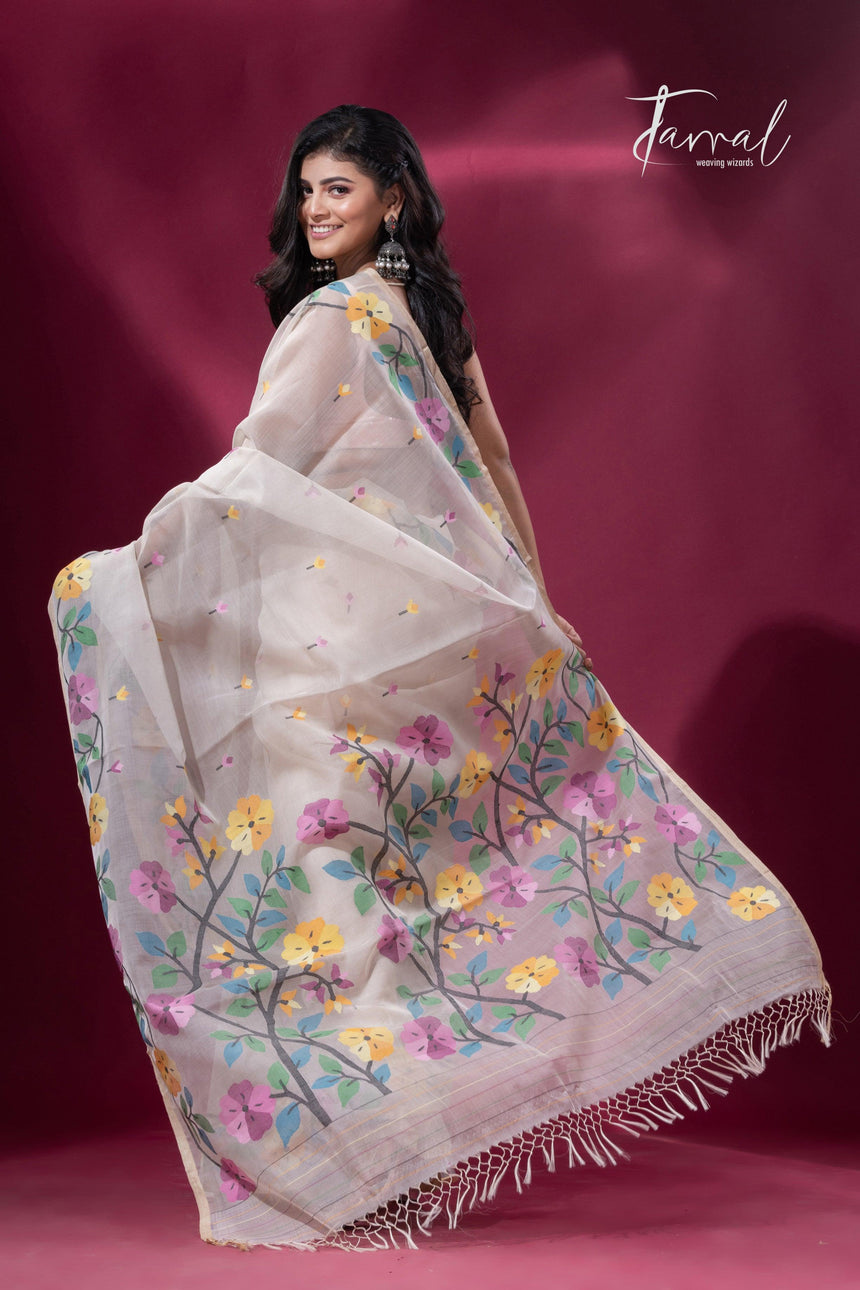 Offwhite floral elegance muslin silk handwoven jamdani saree6