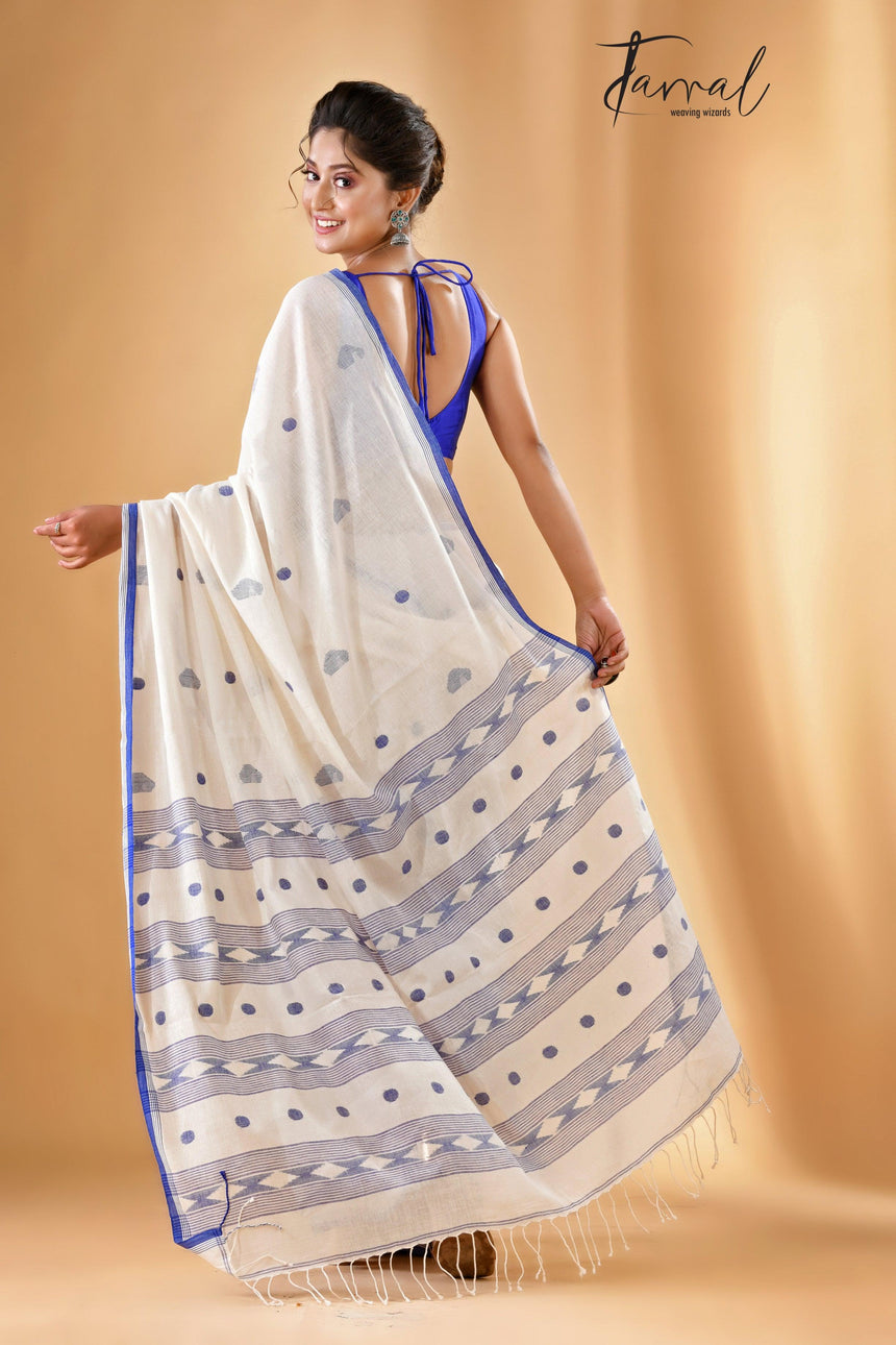 Offwhite pure cotton diamond motifs handwoven jamdani saree
