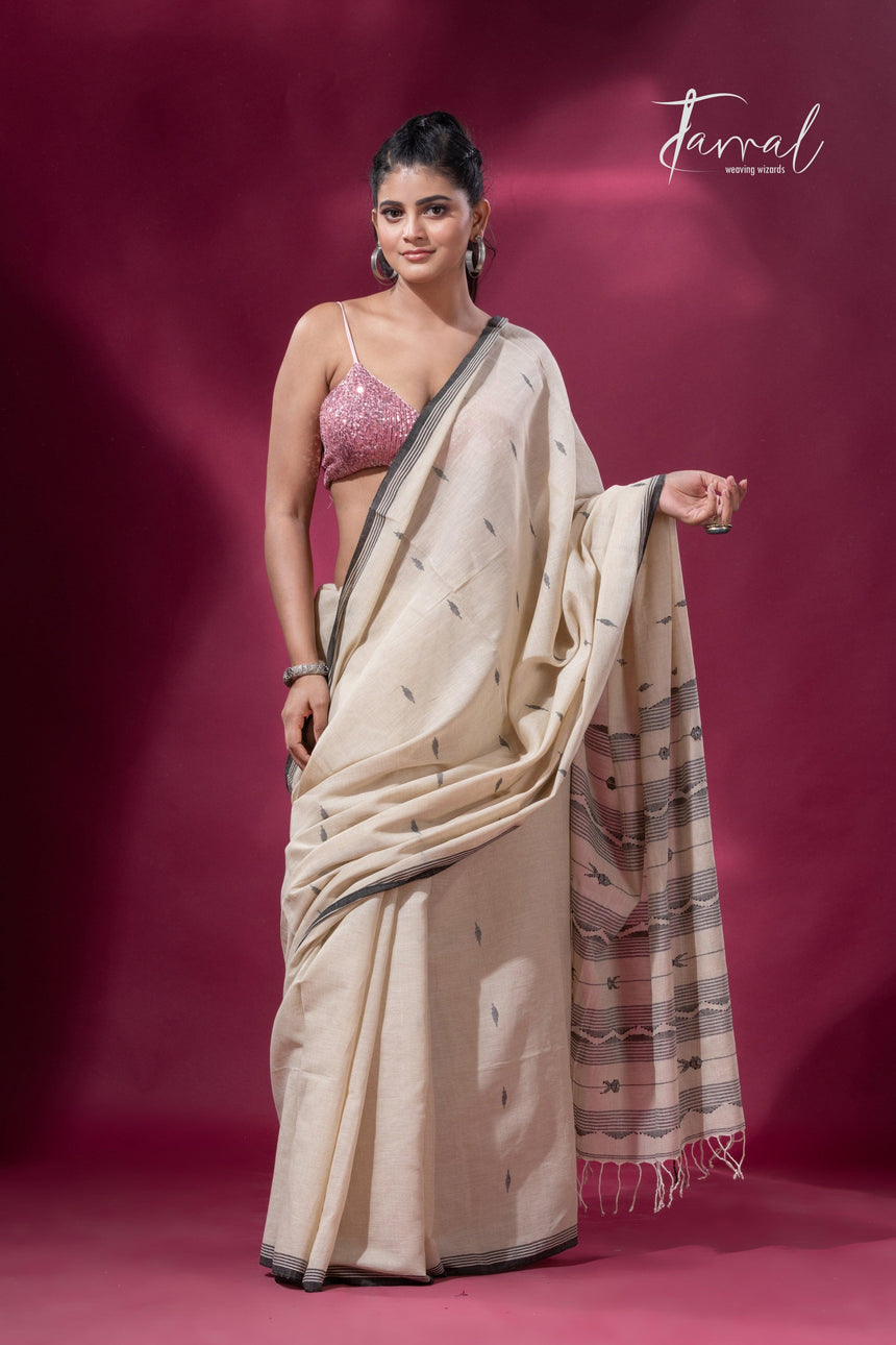 Offwhite with black border pure cotton handwoven jamdani saree