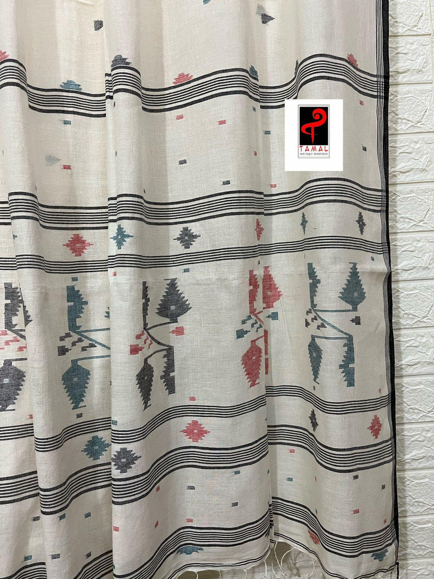 Offwhite with black border pure cotton handwoven jamdani saree