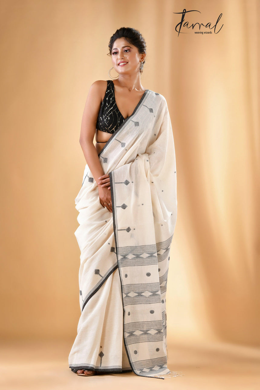 Offwhite with black border pure cotton handwoven jamdani saree