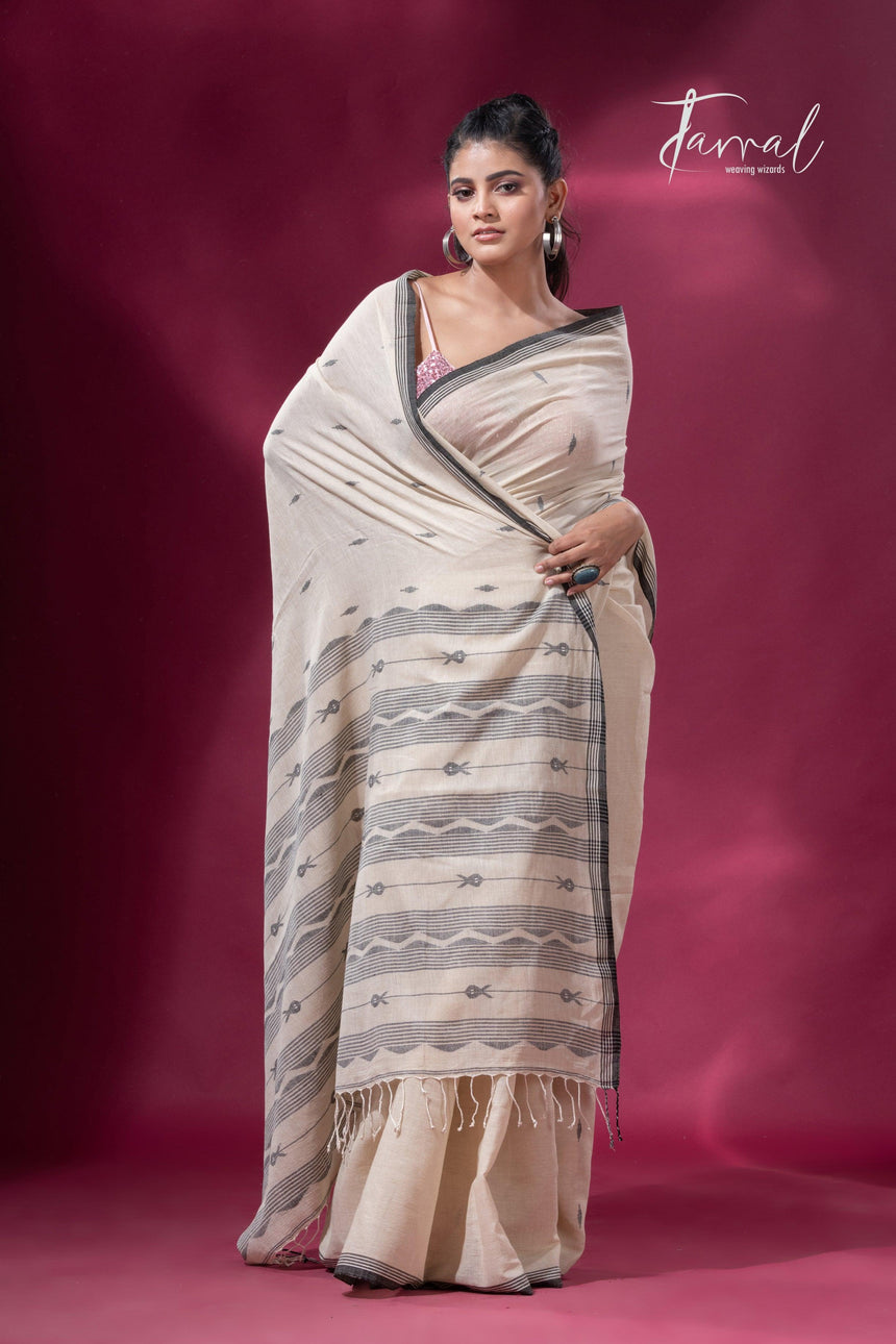 Offwhite with black border pure cotton handwoven jamdani saree