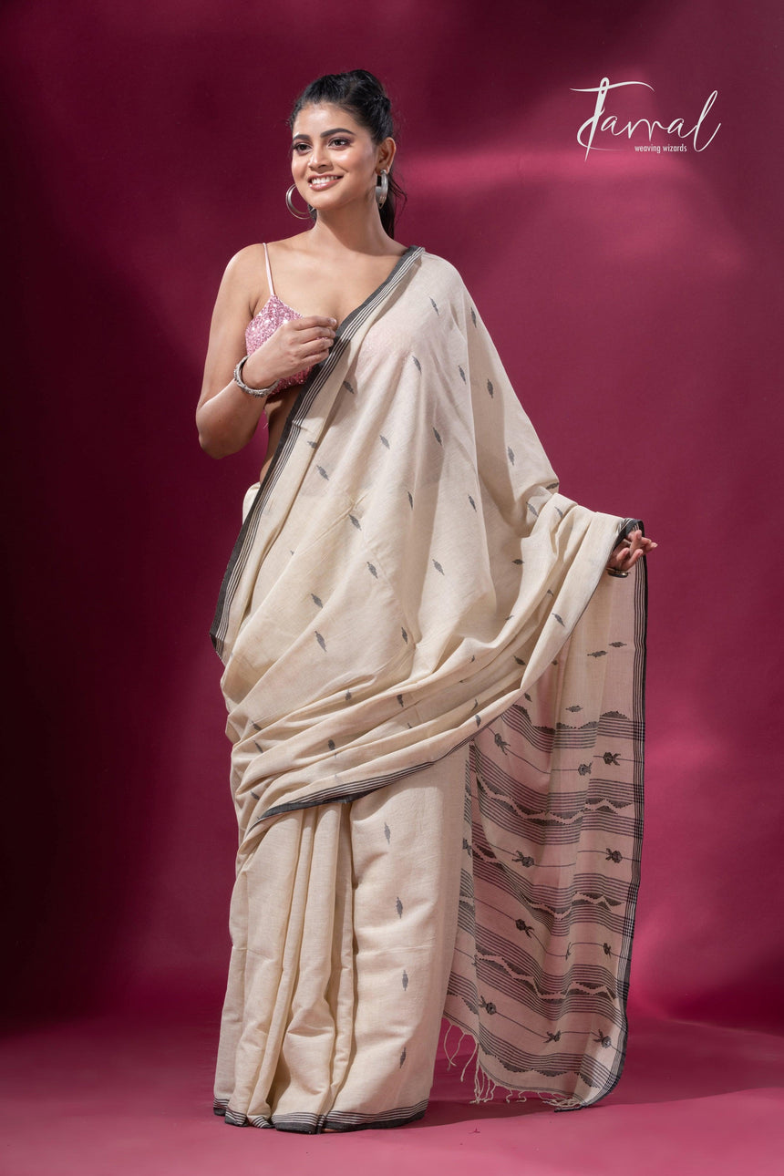 Offwhite with black border pure cotton handwoven jamdani saree