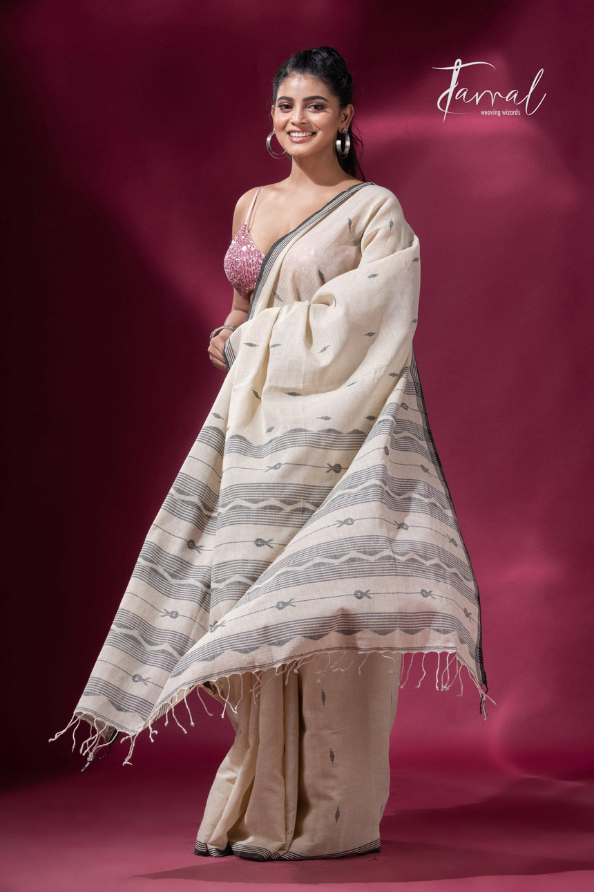 Offwhite with black border pure cotton handwoven jamdani saree