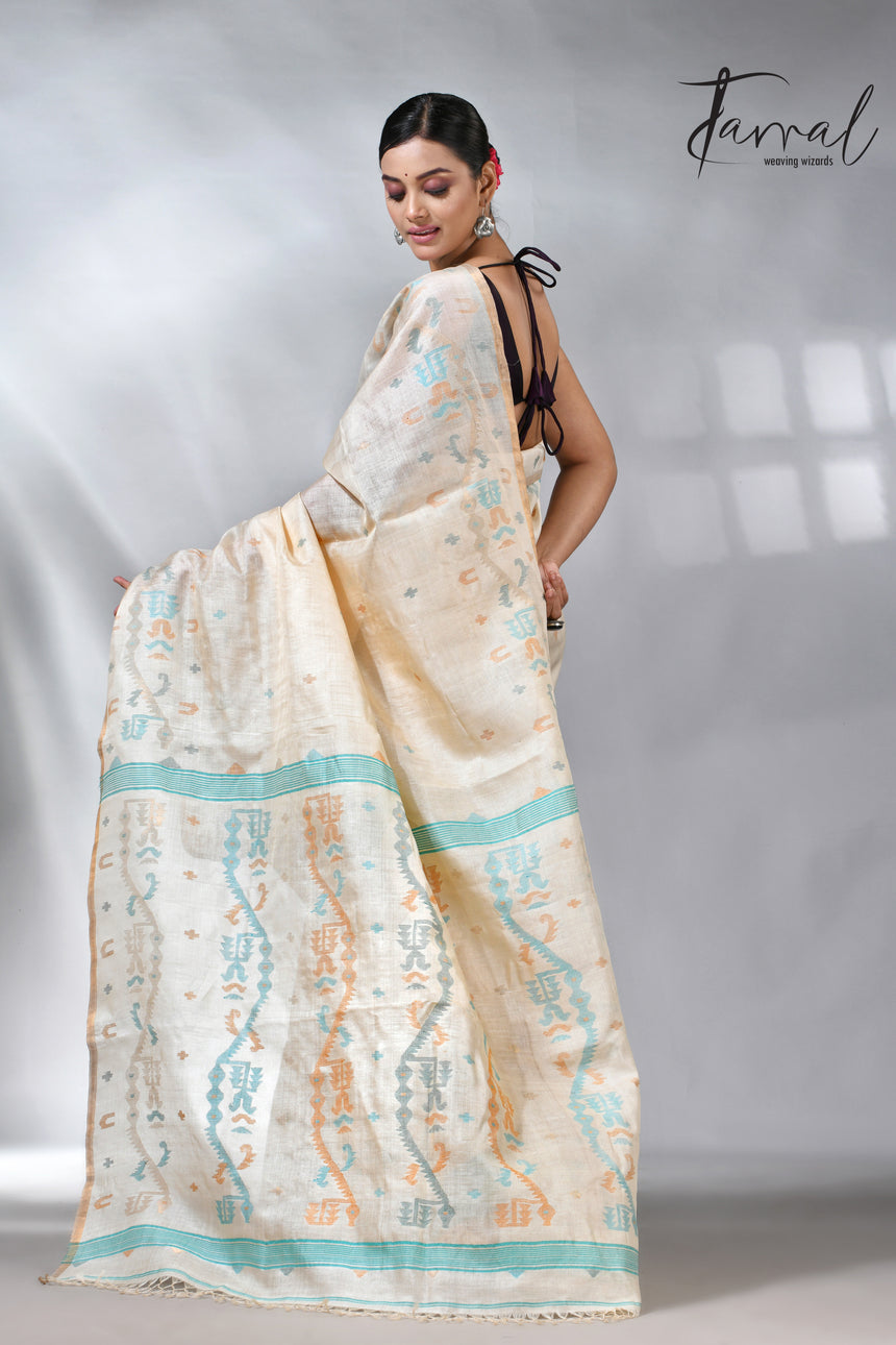 Offwhite with pink floral muslin silk handwoven jamdani saree