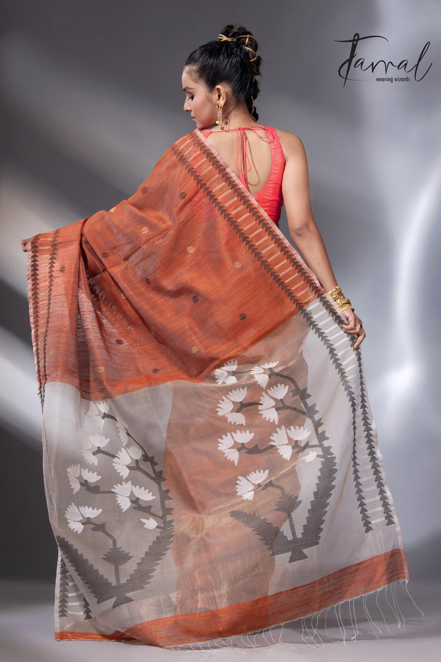 Orange Kalka Motifs Matka Silk Handwoven Jamdani Saree back