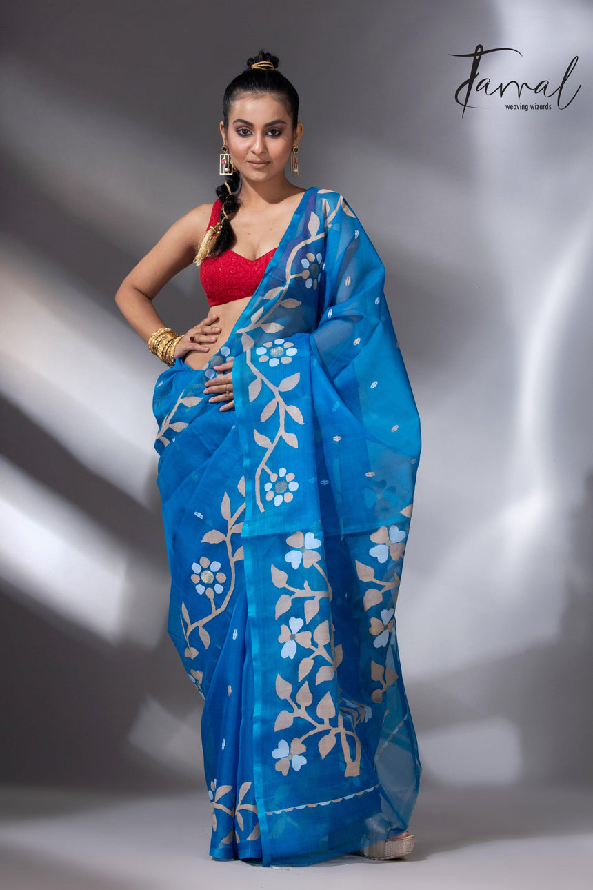 Peacock blue floral border muslin silk handwoven jamdani saree full2