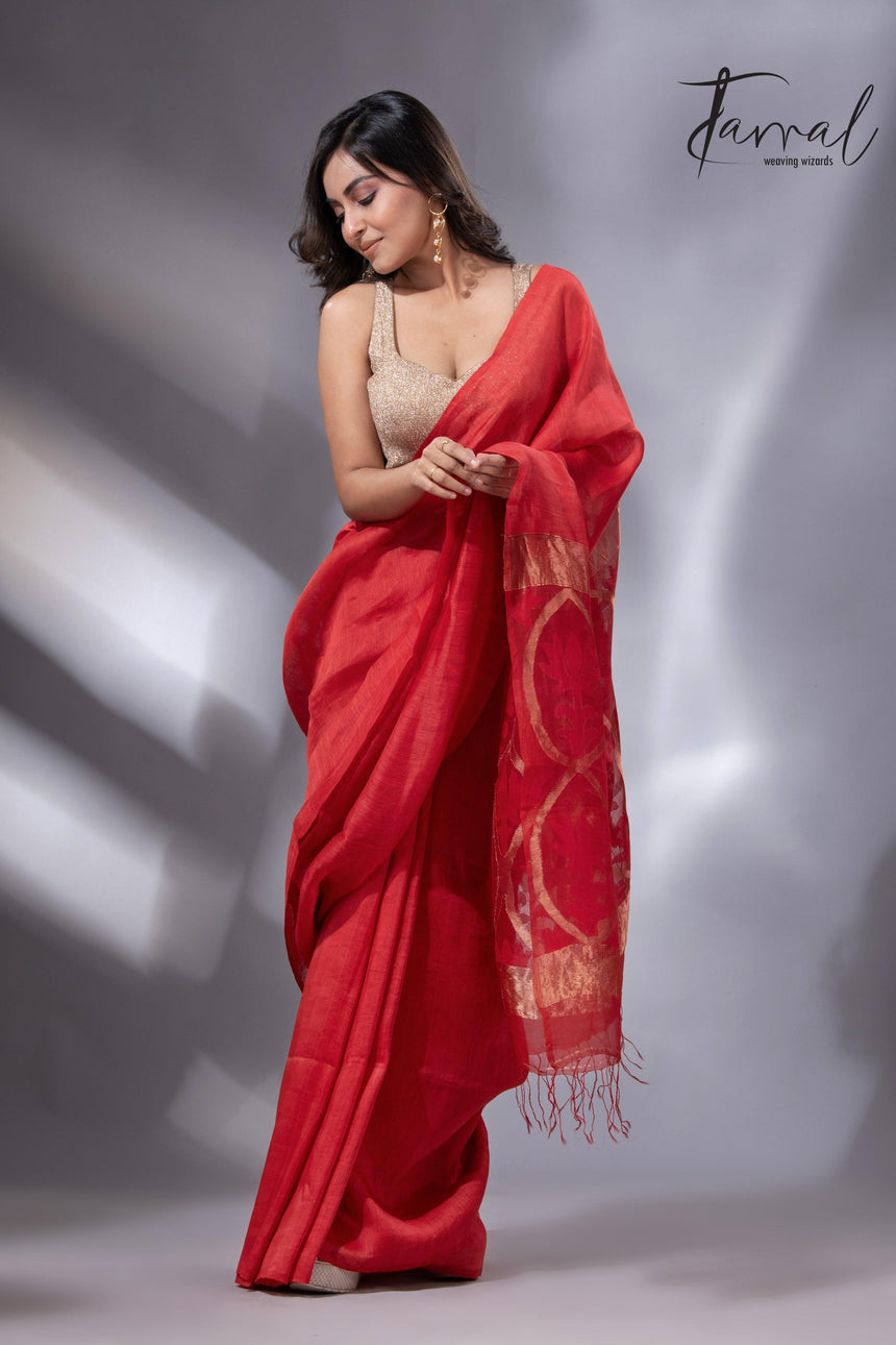 Red Lotus Elegance pallu silk linen handwoven jamdani saree3