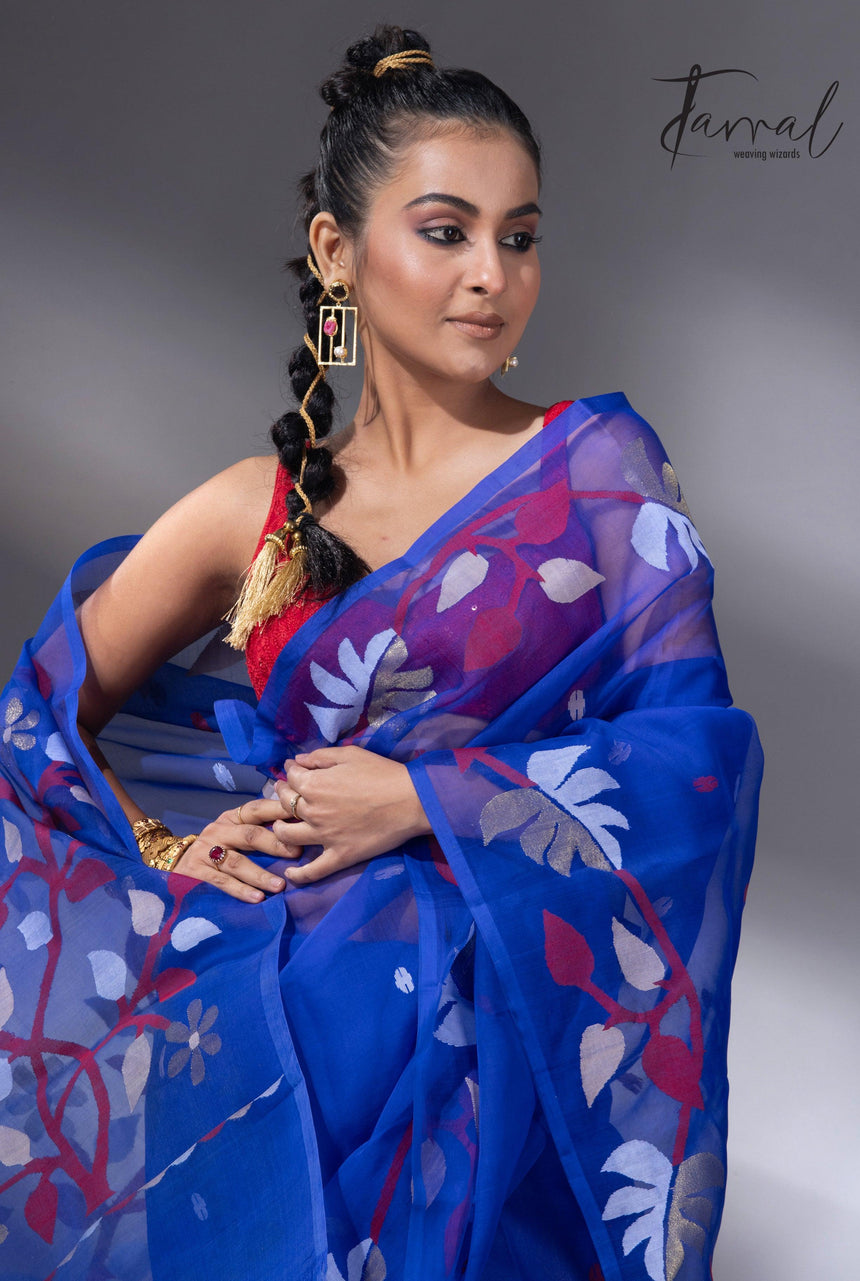 Red & golden floral border muslin silk handwoven jamdani saree4