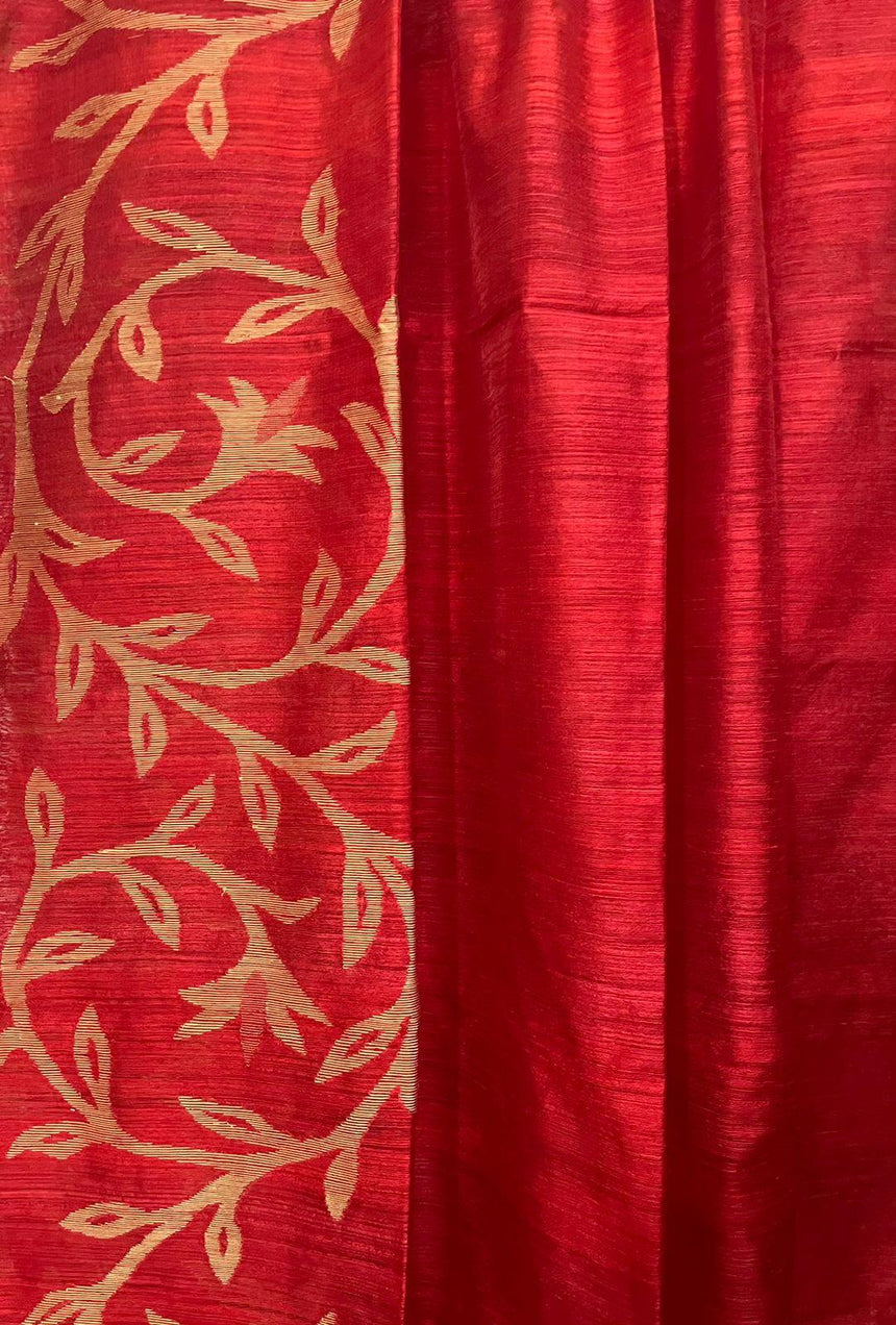 Red hot with golden zari border matka silk handwoven jamdani saree - Tamal Boutique