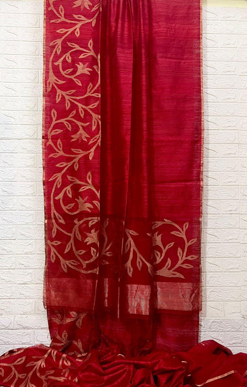 Red hot with golden zari border matka silk handwoven jamdani saree - Tamal Boutique