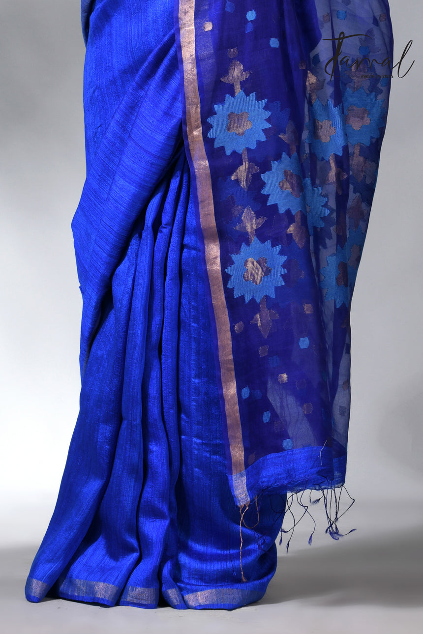 Royal blue with zari border matka silk handwoven jamdani saree