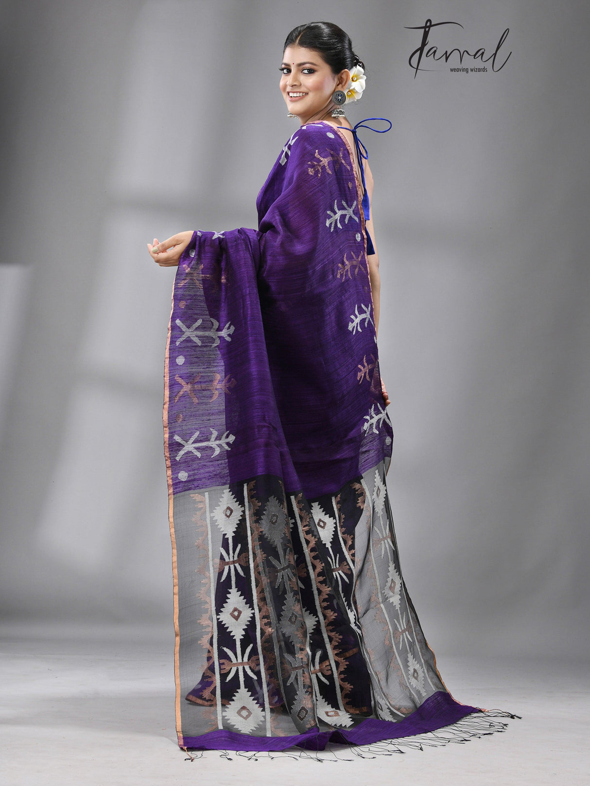 Purple colour traditional handwoven matka silk handwoven jamdani saree - Tamal Boutique