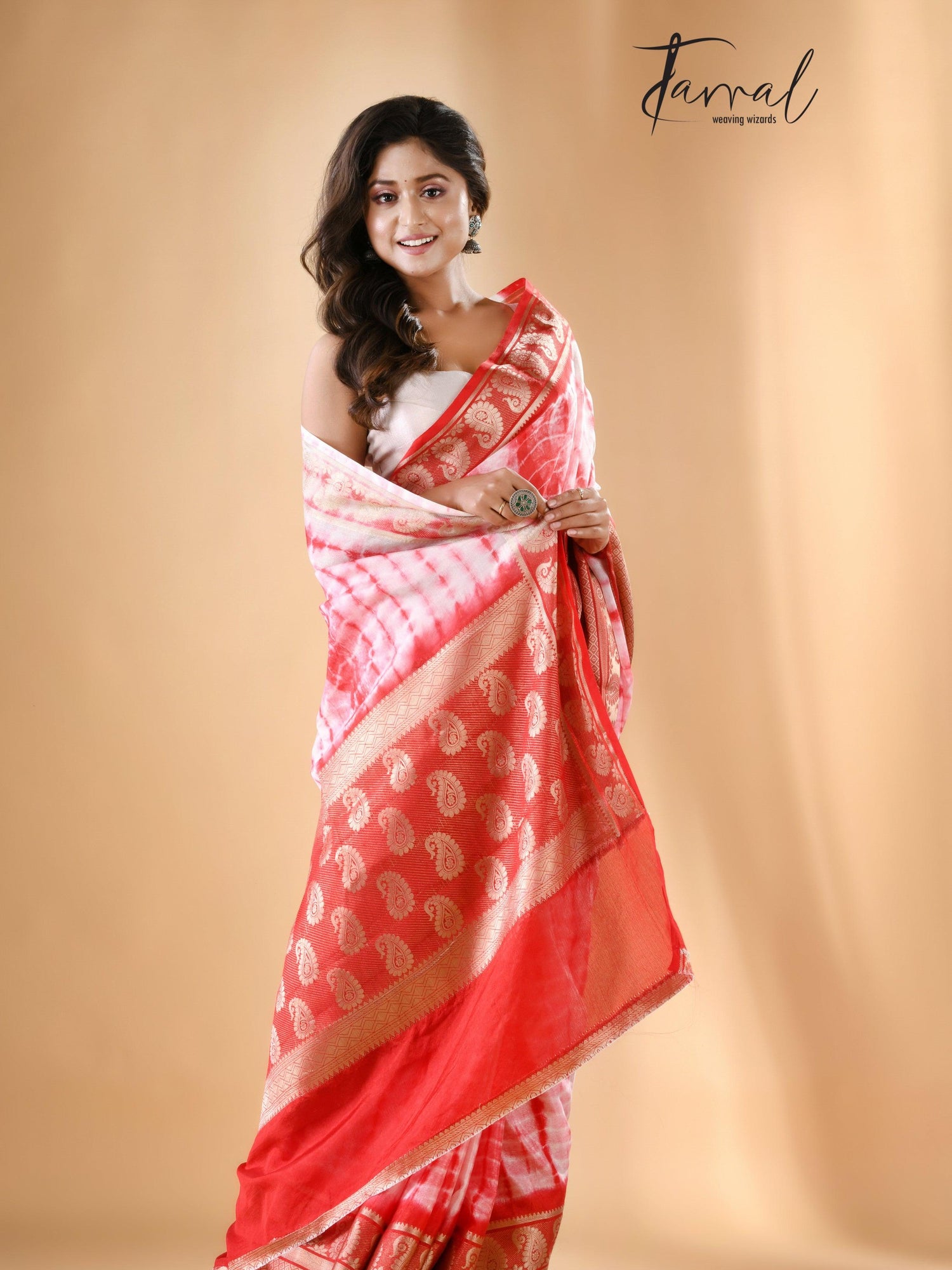 White with Red Shivori Banarasi Silk Saree - Tamal Boutique