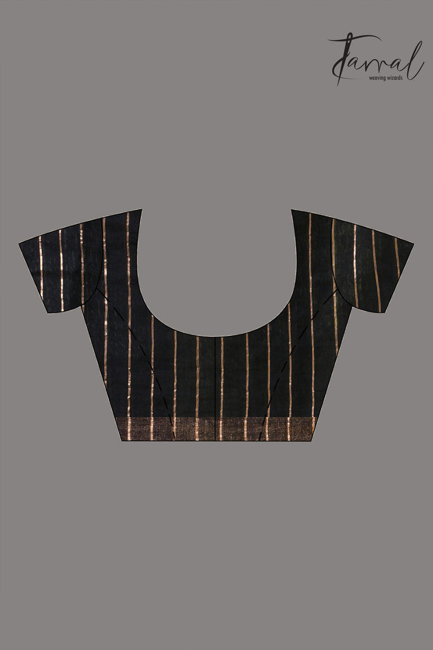 Green Matka Silk Jamdani Saree with Zari Border and Floral Pallu