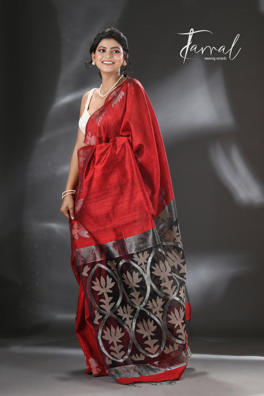 Red with golden lotus matka silk handwoven jamdani saree - Tamal Boutique