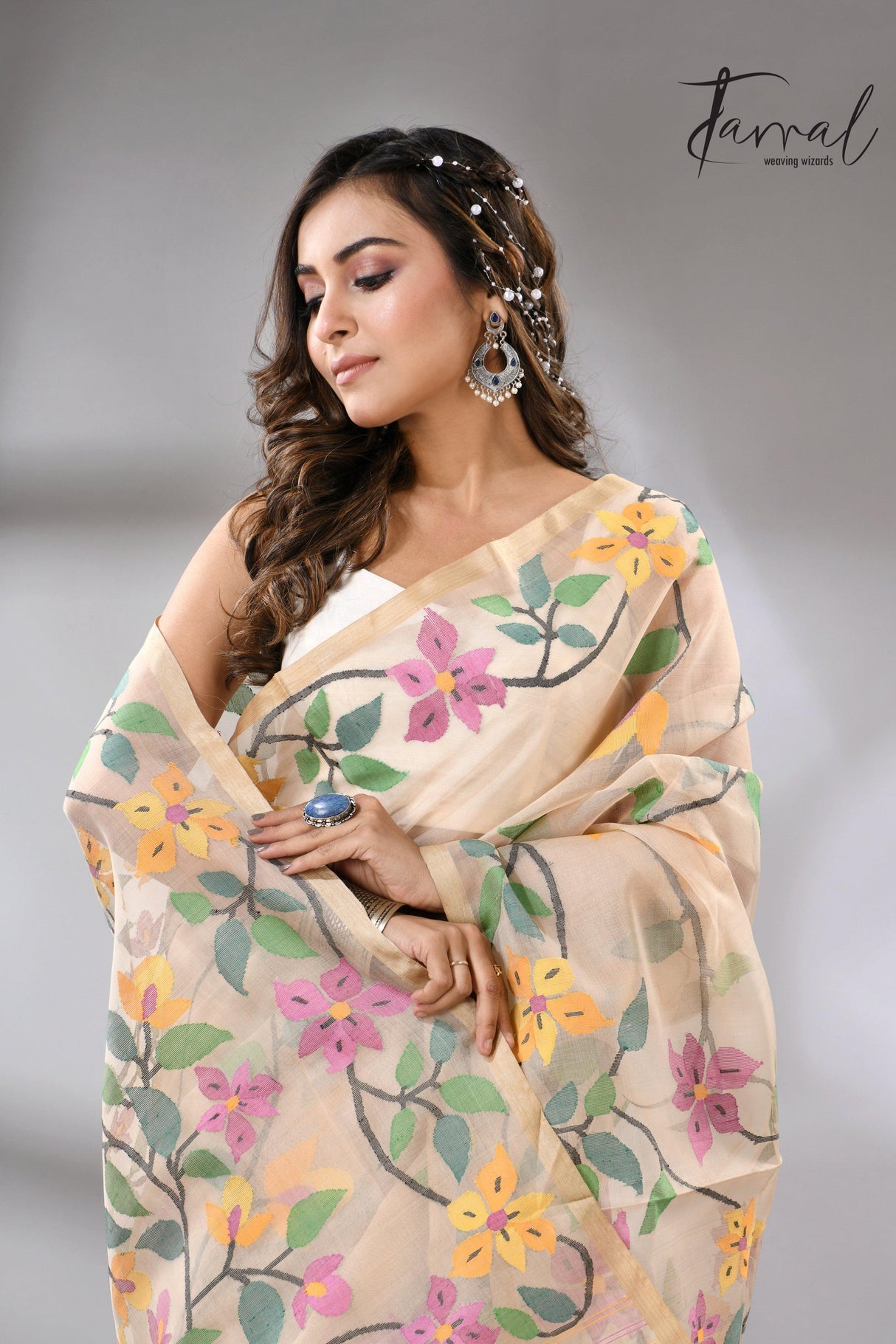 Offwhite with tussar border and multicolour allover bougainvillea flower muslin silk handwoven jamdani saree - Tamal Boutique