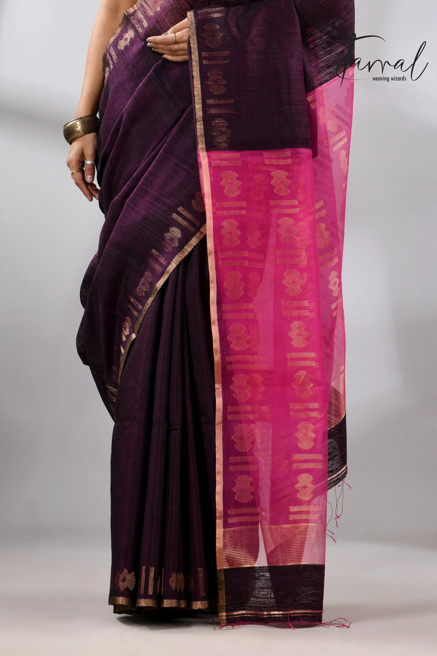 Dualtone black with hot pink pallu Matka silk handwoven jamdani saree - Tamal Boutique