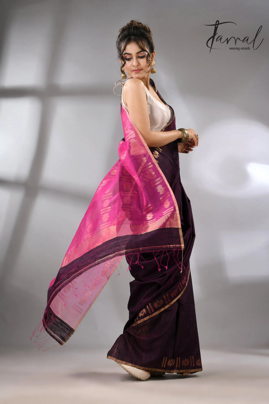 Dualtone black with hot pink pallu Matka silk handwoven jamdani saree - Tamal Boutique