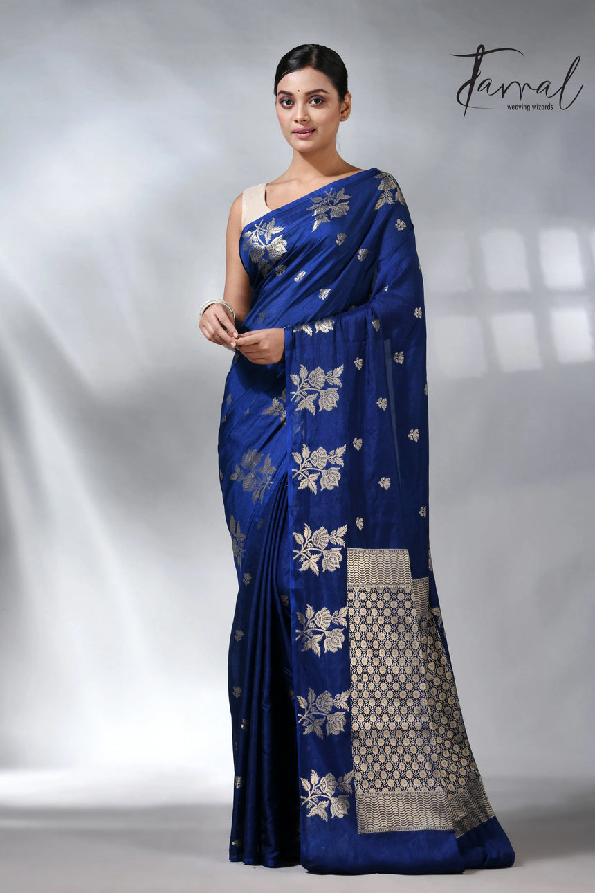 These Blue colour in the benarasi silk handloom jamdani saree