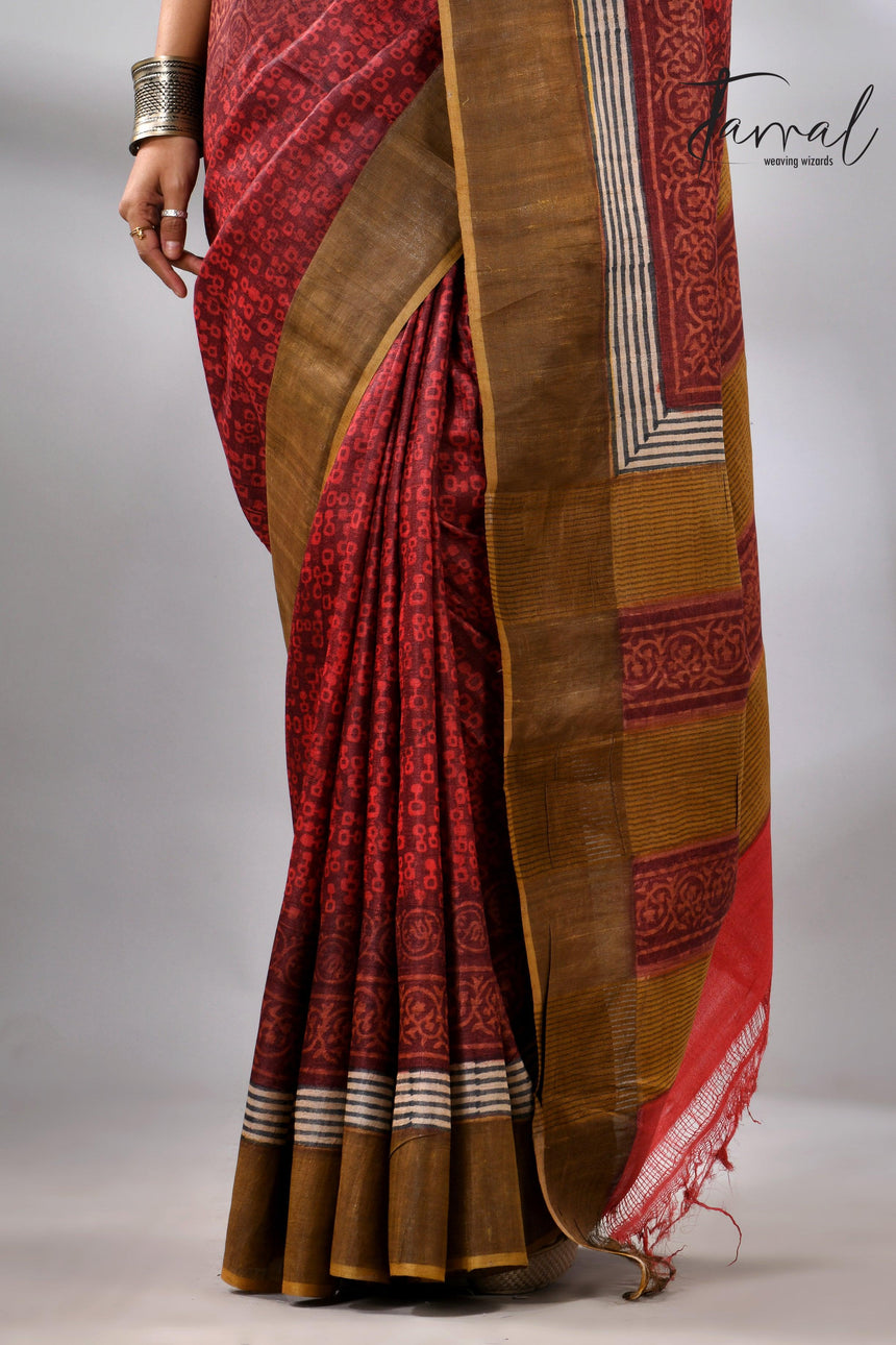 Tussar Silk Saree with Golden Zari Border & Prints bottom