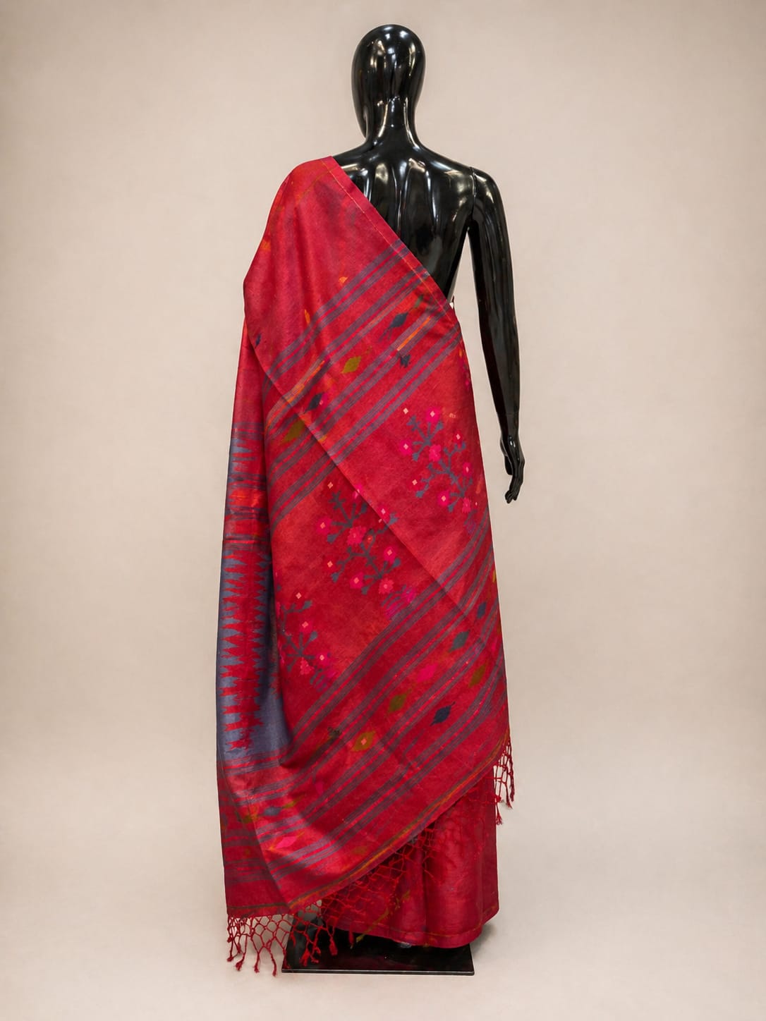 Red Tussar Silk Handwoven Jamdani Saree – Traditional Pattern | Silk Mark Certified