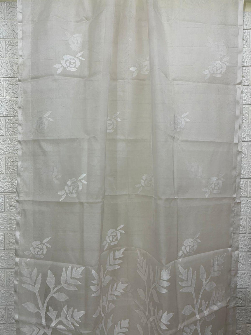 White self rose motifs handwoven muslin silk jamdani saree - Tamal Boutique