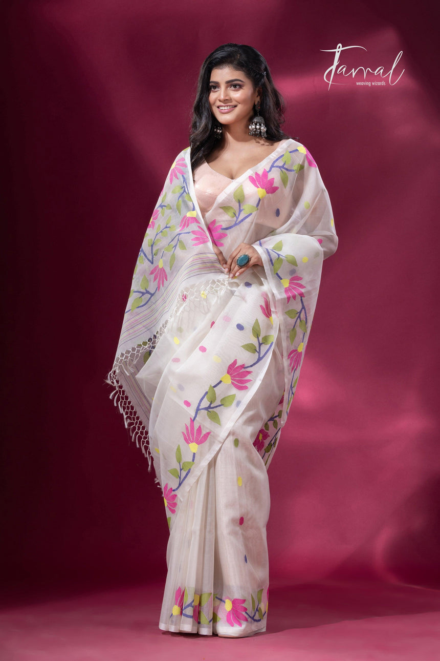 White with pink floral border handwoven muslin jamdani saree full2
