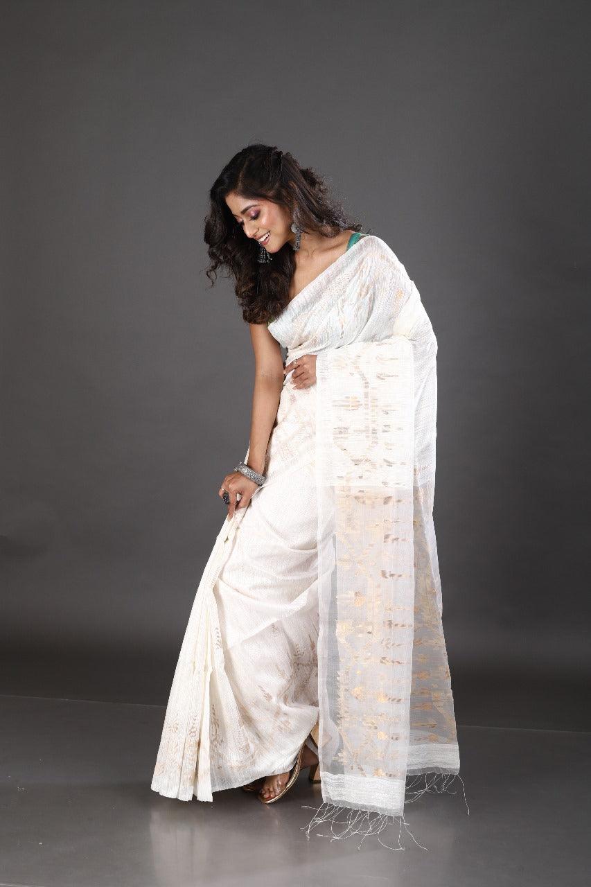White with zari & ghicha work traditional handwoven matka silk jamdani saree - Tamal Boutique