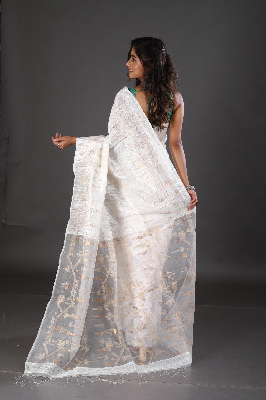 White with zari & ghicha work traditional handwoven matka silk jamdani saree - Tamal Boutique