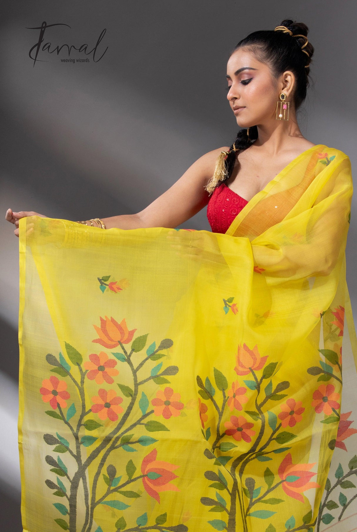 Yellow with floral pallu muslin silk handwoven jamdani saree cls