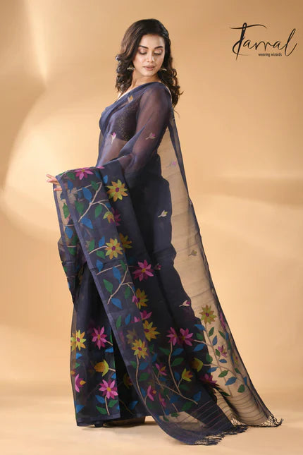 Jamdani Saree