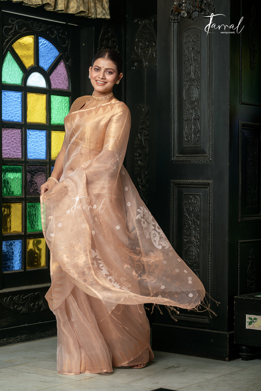 Golden Ivory White Pure Tissue Muslin Handwoven Jamdani Saree