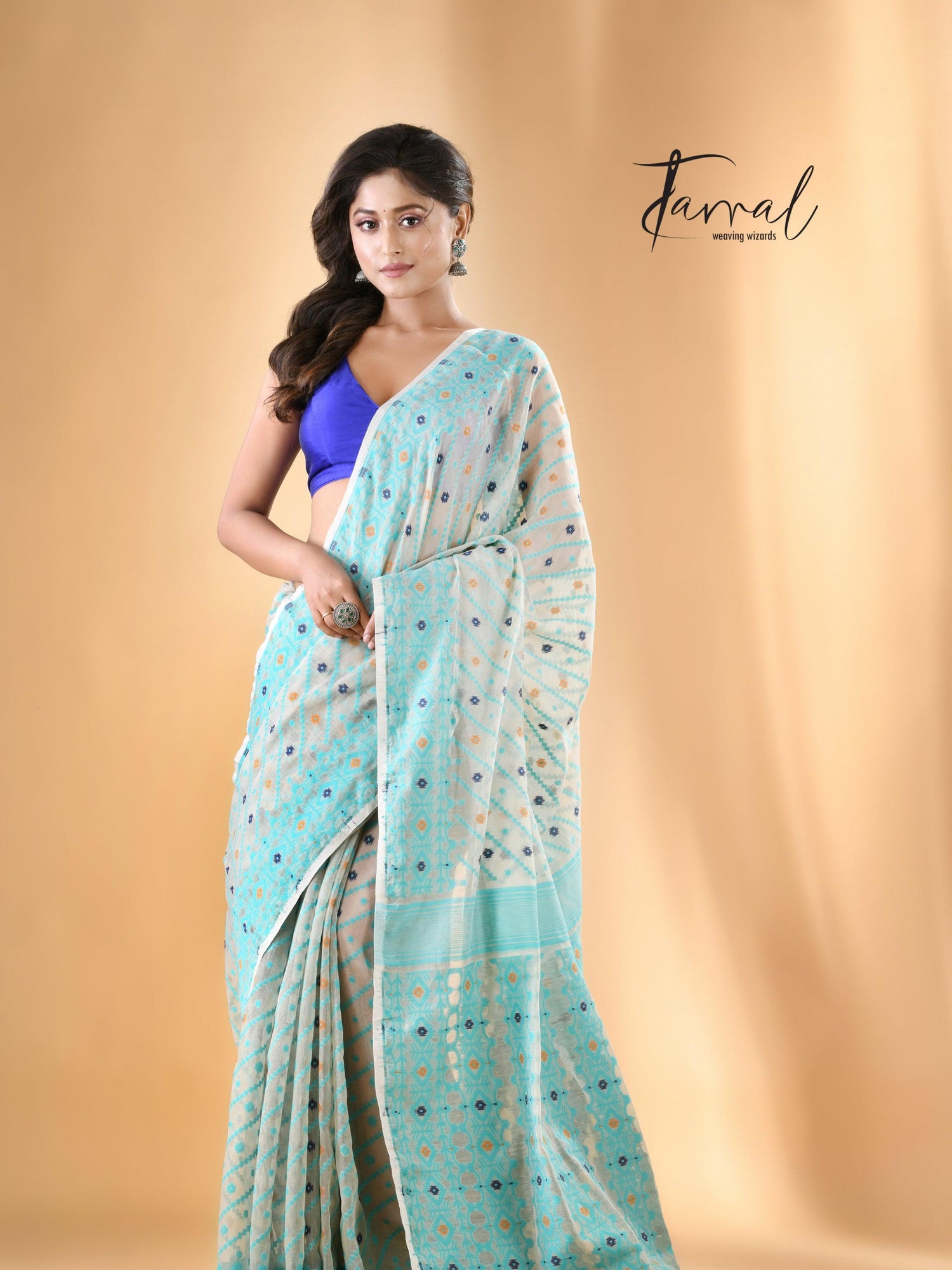 jamdani saree, jamdani, handloom, handwoven, saree, silk, dhakai, weaving, kolkatasaree, tamalboutique