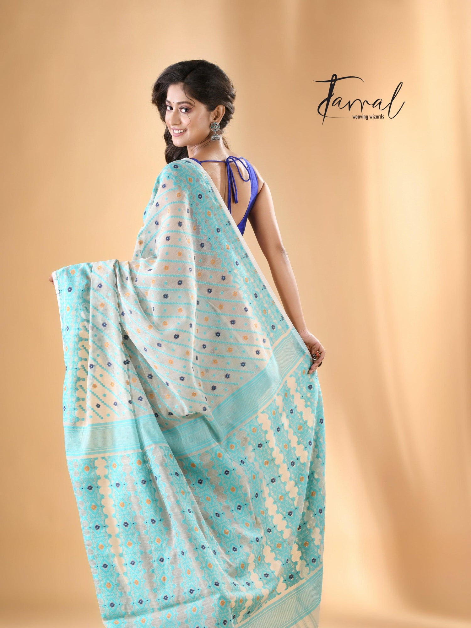 jamdani saree, jamdani, handloom, handwoven, saree, silk, dhakai, weaving, kolkatasaree, tamalboutique