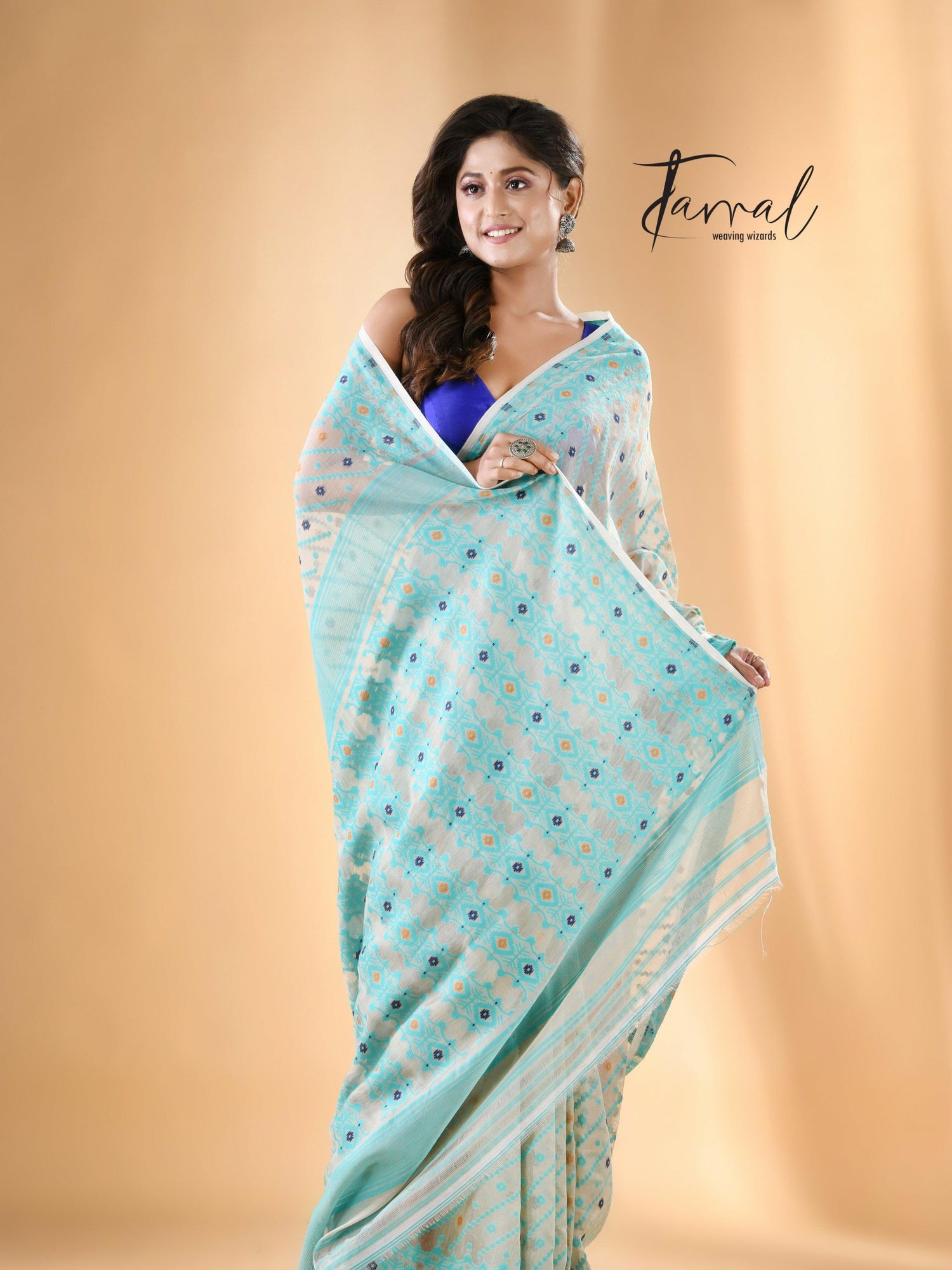 jamdani saree, jamdani, handloom, handwoven, saree, silk, dhakai, weaving, kolkatasaree, tamalboutique