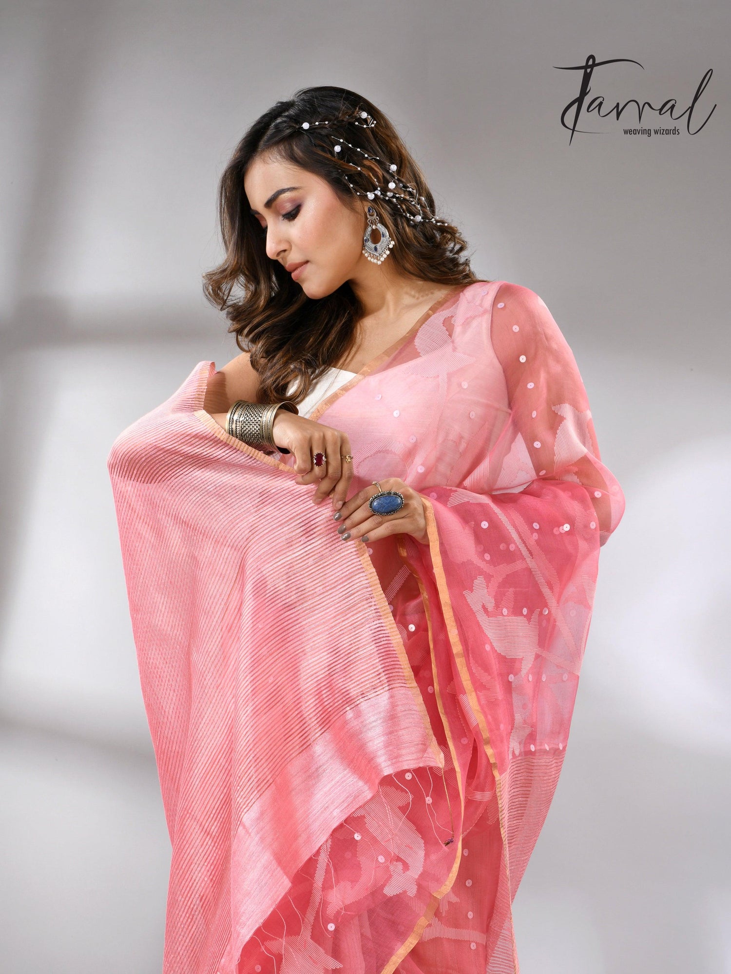 Baby Pink muslin with matka silk handwoven needle work jamdani saree left