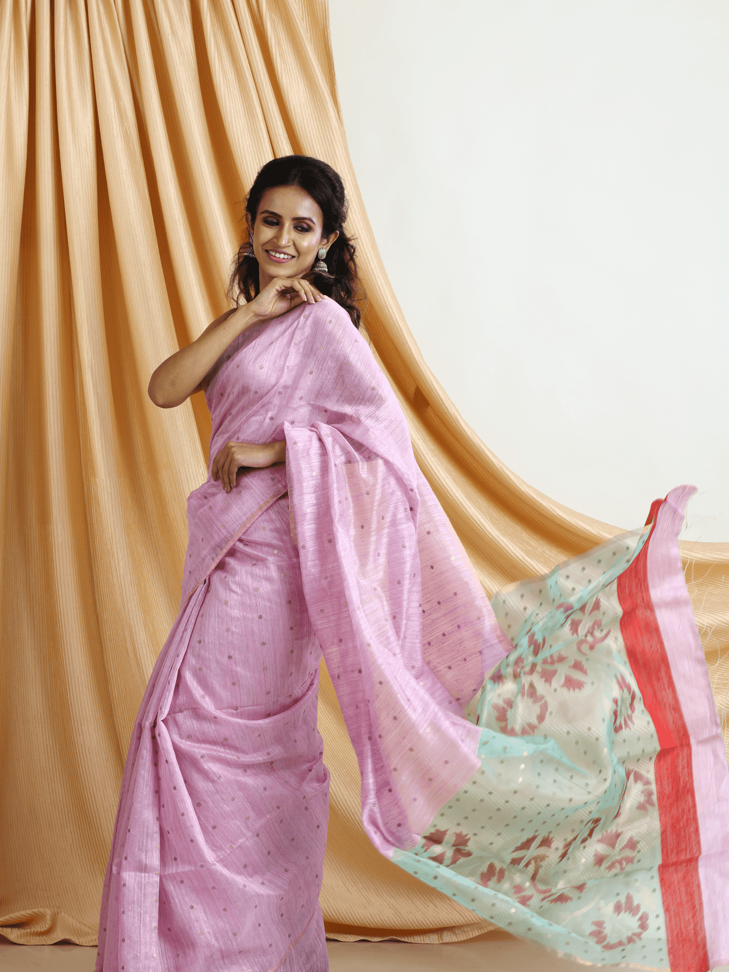 Baby pink matka silk sequins handwoven jamdani saree left