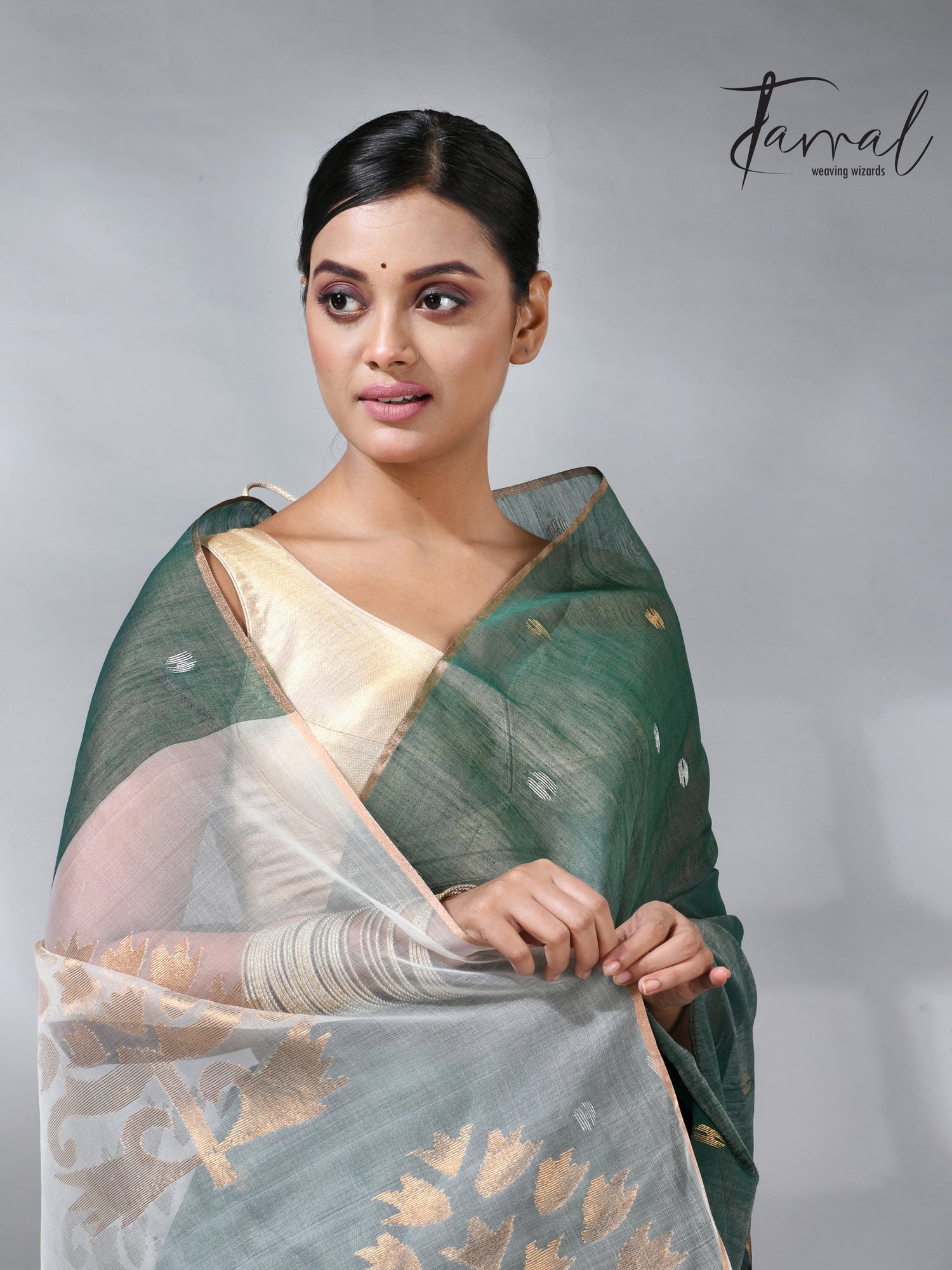 Bamboo green zari border silk cotton handwoven jamdani saree