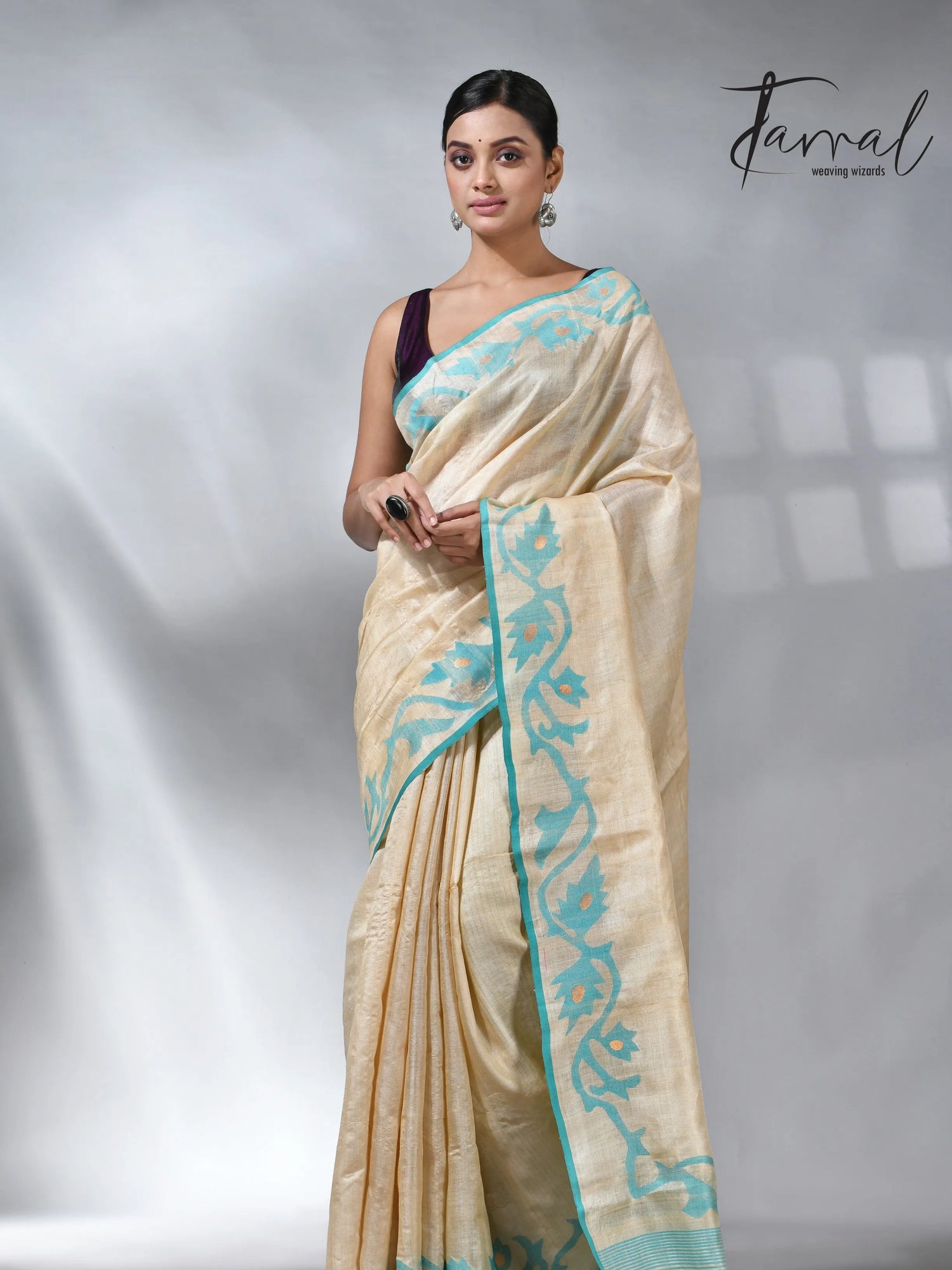 Beige with firoza lata in tusser silk handwoven jamdani saree