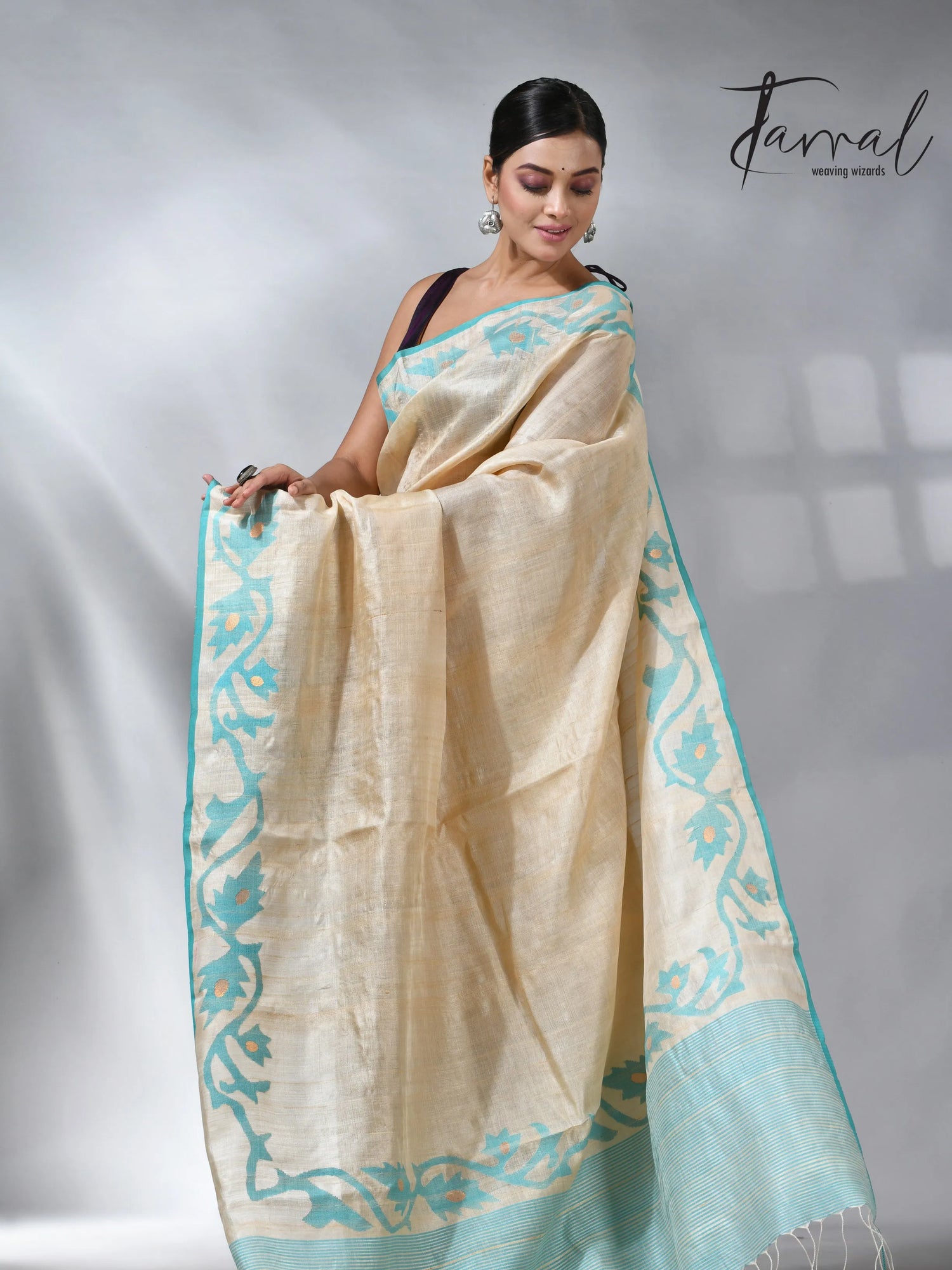 Beige with firoza lata in tusser silk handwoven jamdani saree
