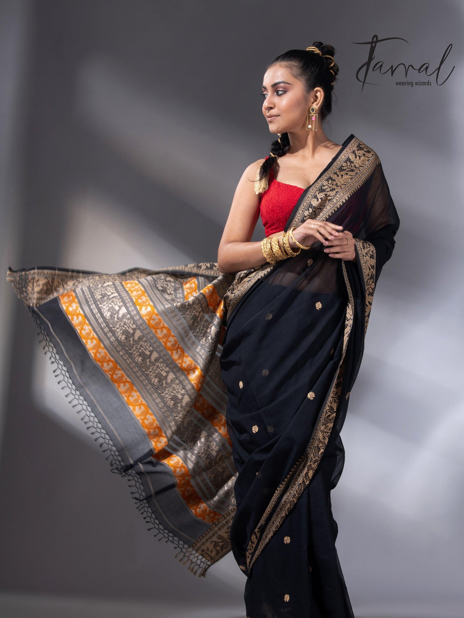 Black colour baluchari design handloom pure cotton saree